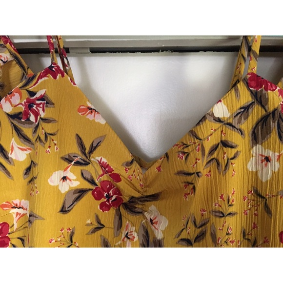 Romper - Picture 3 of 4